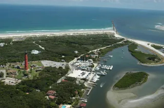 🌴 Discover Lighthouse Point Park: Florida’s Coastal Escape