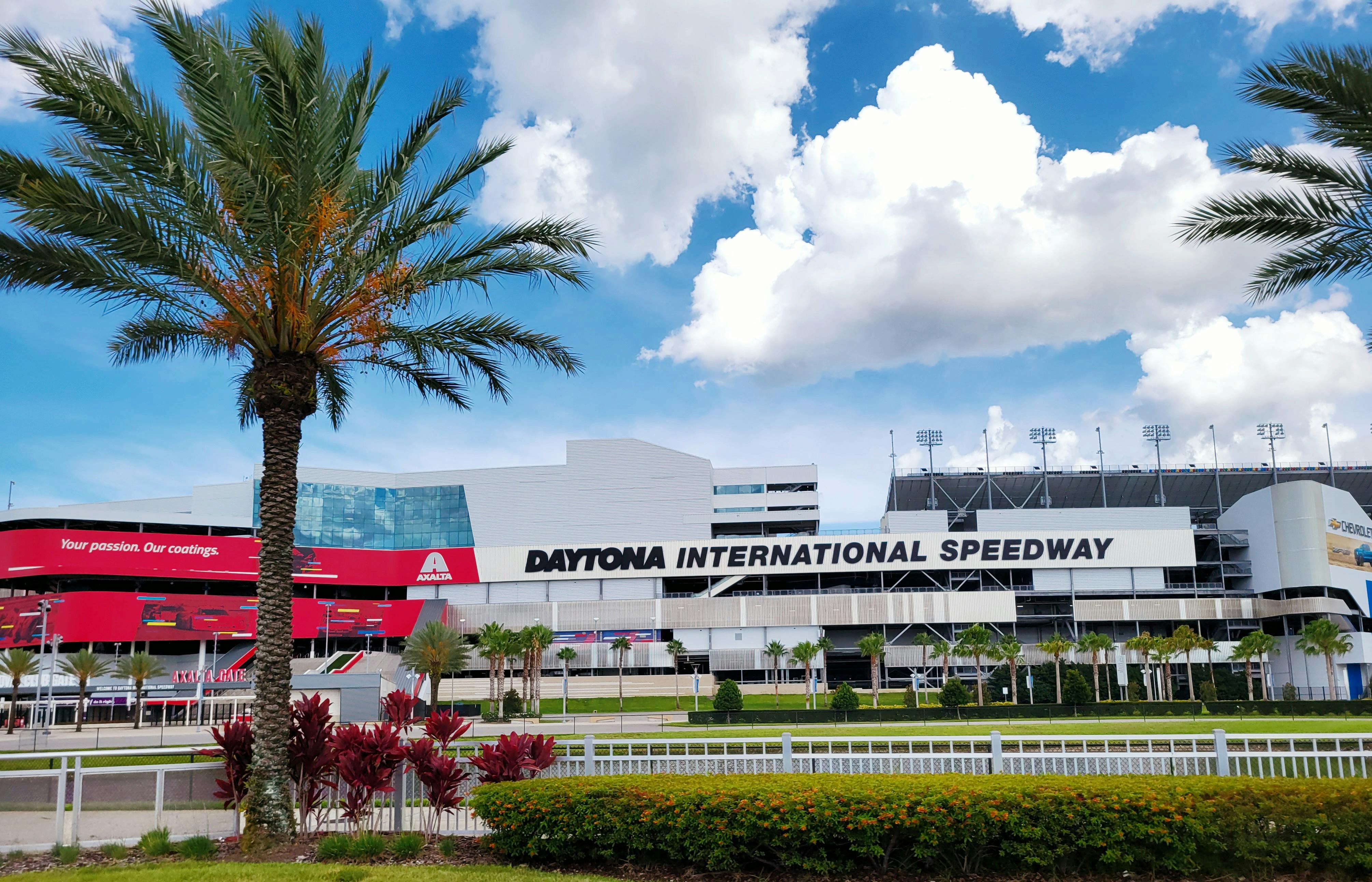 🏁 What to Expect During NASCAR Season in Daytona Beach — Daytona Beach, Florida