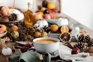 EMBRACE WELLNESS THIS FALL WITH THESE NOURISHING FRUITS AND HERBS