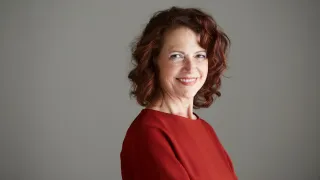 Executive Headshots New York NY: Elevating Your Professional Image with Joyce Anderson Photography