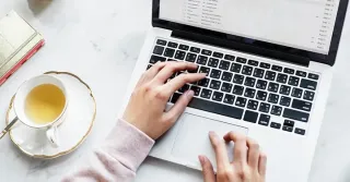 4 Tips for Using Social Media for Your Customer Service Efforts!