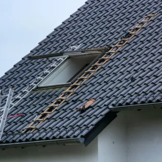 Pourquoi faire appel à un couvreur professionnel à Herblay-sur-Seine pour vos travaux de toiture ?