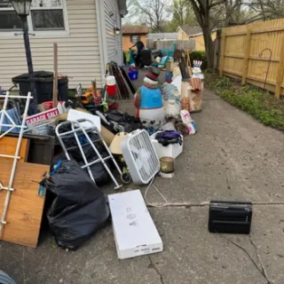 5 Signs It’s Time to Call a Junk Removal Company (And Why Waiting Costs You More)