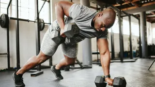 Live Strong, Live Long: Unveiling the Link Between Men's Strength Training and Extended Lifespan