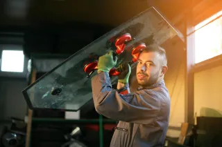 Why San Antonio Drivers Trust Professional Auto Glass Services