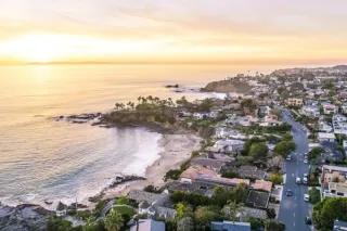 Local Insights: The Best Neighborhoods for Luxury Rentals