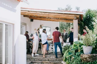 How to Create a Luxury Outdoor Space for Entertaining