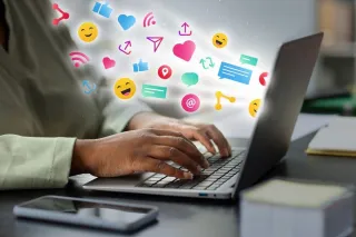 Social Media Algorithms Changed Again? How Sarasota Businesses Can Adapt