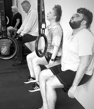 Is a lack of presence impacting your experience in the gym? (and in life)