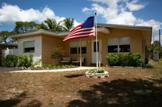 New roof at Bravo House emphasizes plight of homeless veterans in Southwest Florida