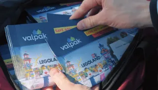 Why Central Iowa Consumers Trust the Valpak Blue Envelope