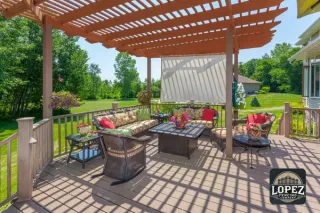 Transform Your Backyard into an Oasis with a Top Deck Builder in Austin, TX