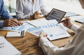 Benchmarking Bookkeeping Metrics for Small Businesses