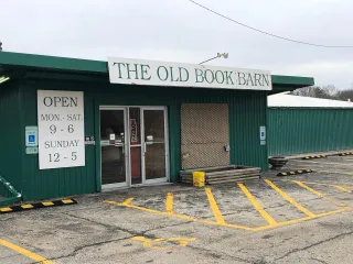 📚 Smells Like Books & Feels Like Home: Why the Old Book Barn Is a Must-Visit Hidden Gem in Forsyth
