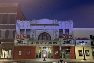 🎥Catch the Magic at The Avon Theater: Decatur’s Timeless Movie Treasure 