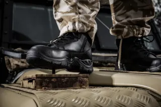 WAAROM TACTICAL FOOTWEAR?