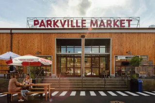Dive into the Eclectic World of Parkville Market – Connecticut's Coolest Food Hall!