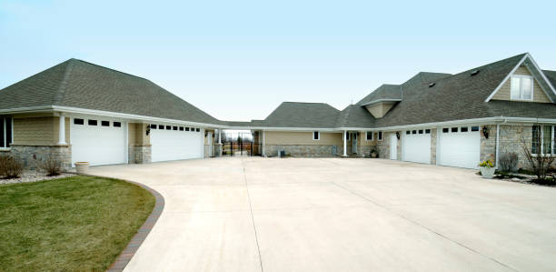 Concrete Driveway Cost Breakdown: Materials, Labor, and Installation