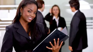 Why You Should Become a Tax Preparer This Tax Season