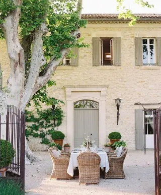 Summer Outdoor Dining 