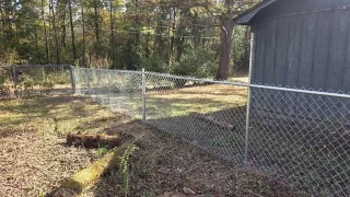 What Homeowners Should Know Before Hiring a Fence Contractor in Central Arkansas