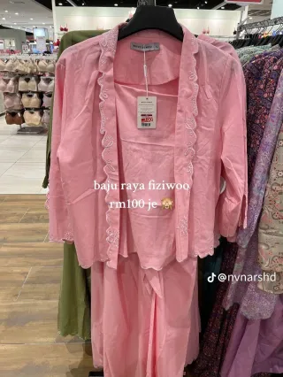 Woofiziwoo Baju RM100 Offer