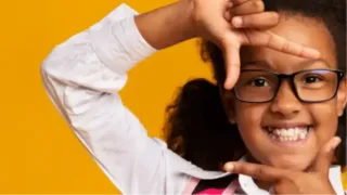 Headshots 101: What You Need to Know Before Booking a Headshot Photographer