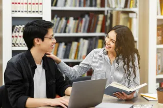 How to Choose the Right College Counseling Program: What to Look For and Questions to Ask