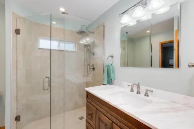 Acoma Drive Bath project photo 3