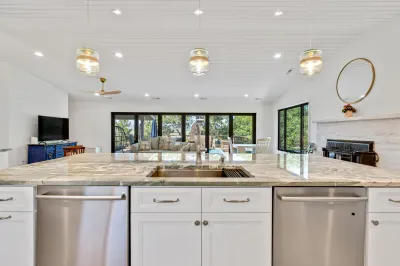 Oak Ridge Dr project photo 10