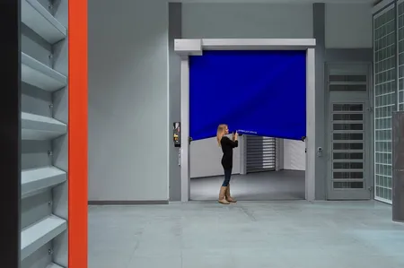 Puerta rápida industrial EFA-SRT Soft Touch — modelo BIM EFAFLEX