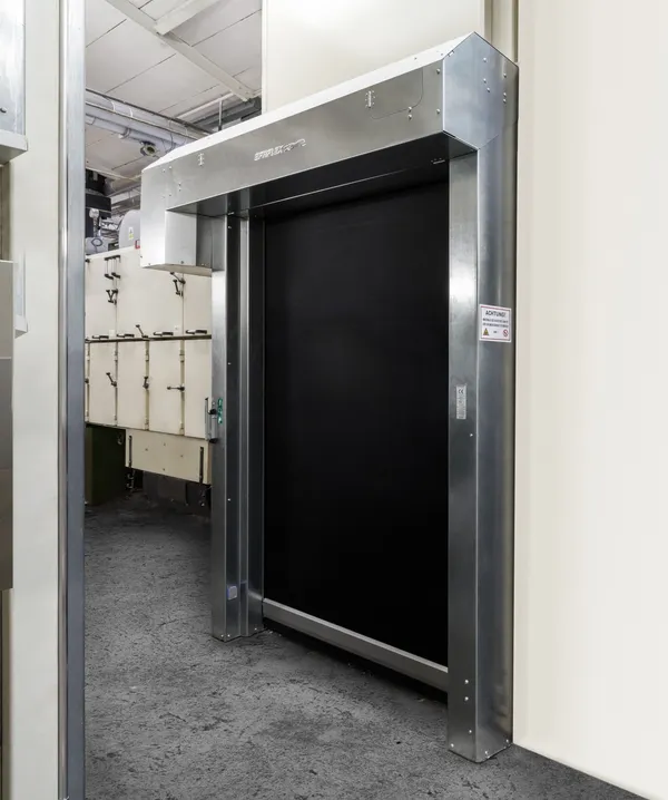 EFA-SRT® EX — Puerta rápida enrollable interior certificada ATEX
