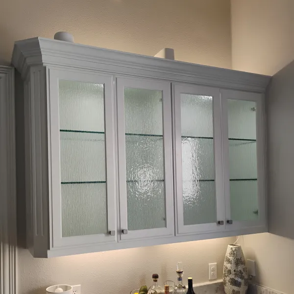 Cabinet doors with textured glass inserts