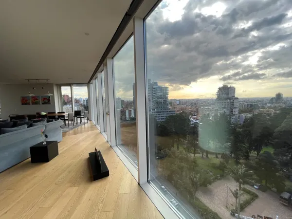 EXCLUSIVO APARTAMENTO Calle 93 # 5-50 Torre Vitrvm – Image 17