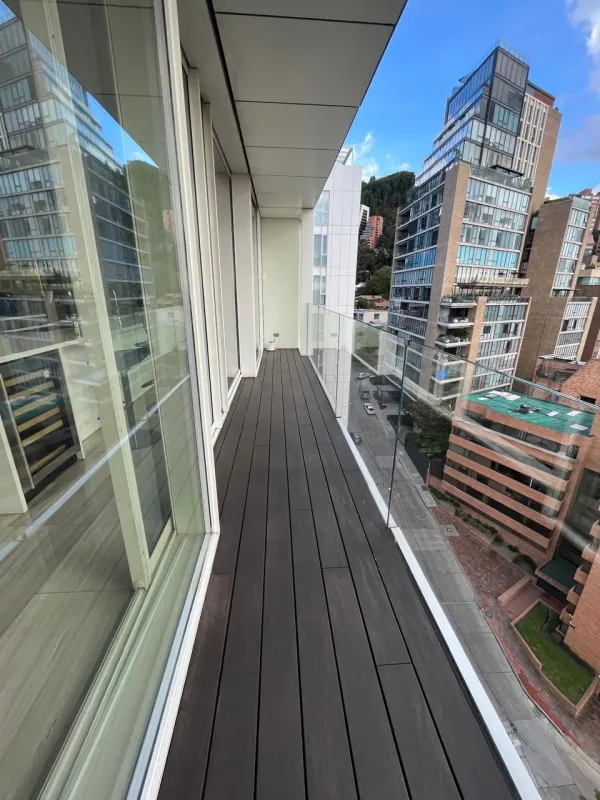 EXCLUSIVO APARTAMENTO Calle 93 # 5-50 Torre Vitrvm – Image 3
