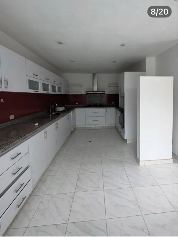 ESPECTACULAR CASA EN VENTA EN SAN SIMON – Imagen 13