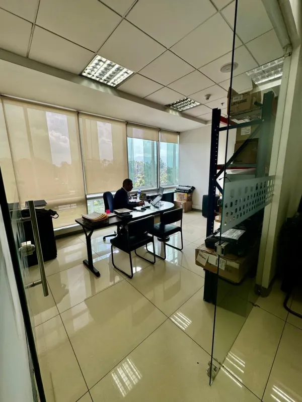 OFICINA CENTRO EMPRESARIAL ARRECIFE, TORRE AVENIDA EL DORADO – Image 8