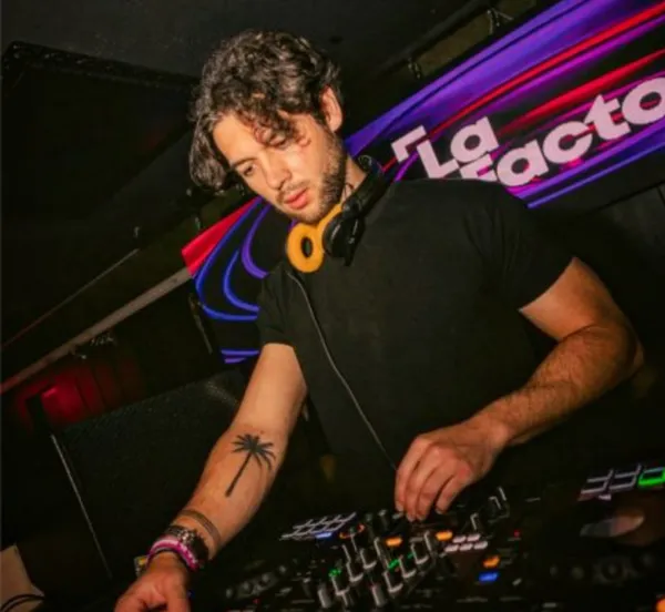 DJ de Epica Vibes