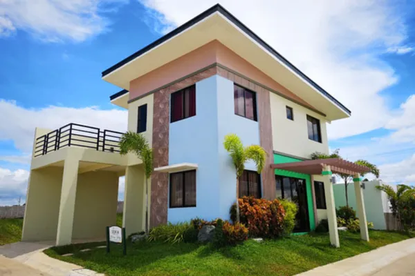 GOLDEN HORIZON: ACROPOLIS SOFIA 4BR SINGLE DETACHED HOME – Image 1