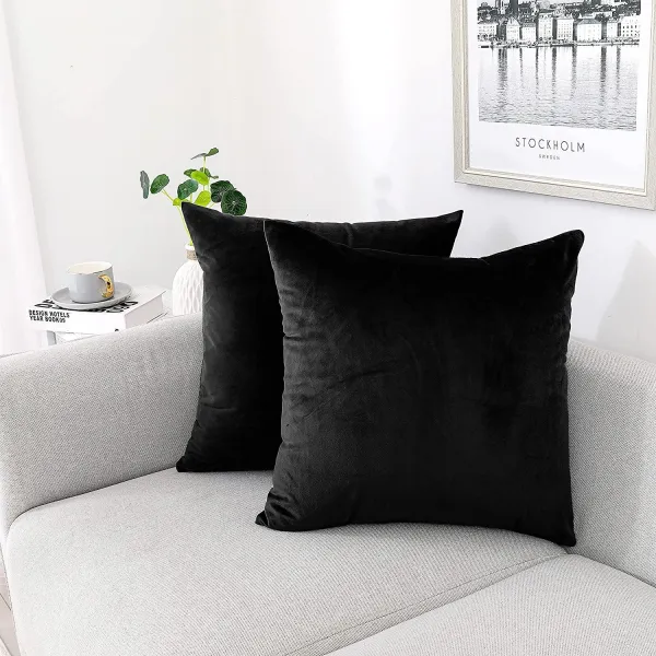 Funda de Cojin  Velvet "Negro" – Image 1