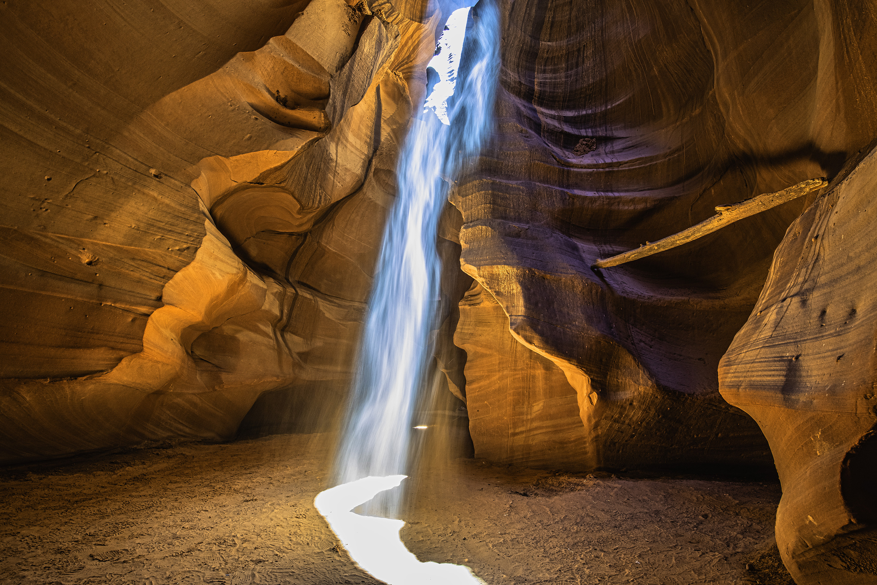 Light of the Canyons – Image 2