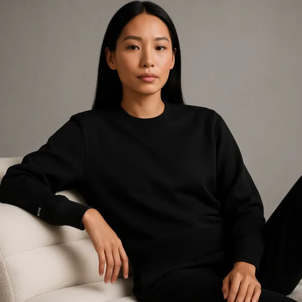 The Signature Crewneck - black – Image 1