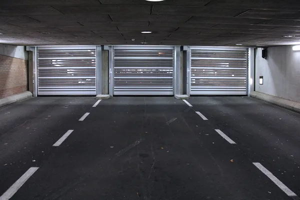 EFA-SST® PS — Puerta rápida en espiral para aparcamientos