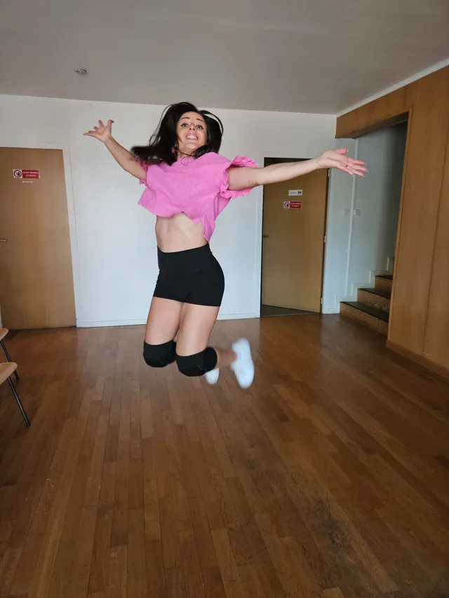 Sahra en plein saut