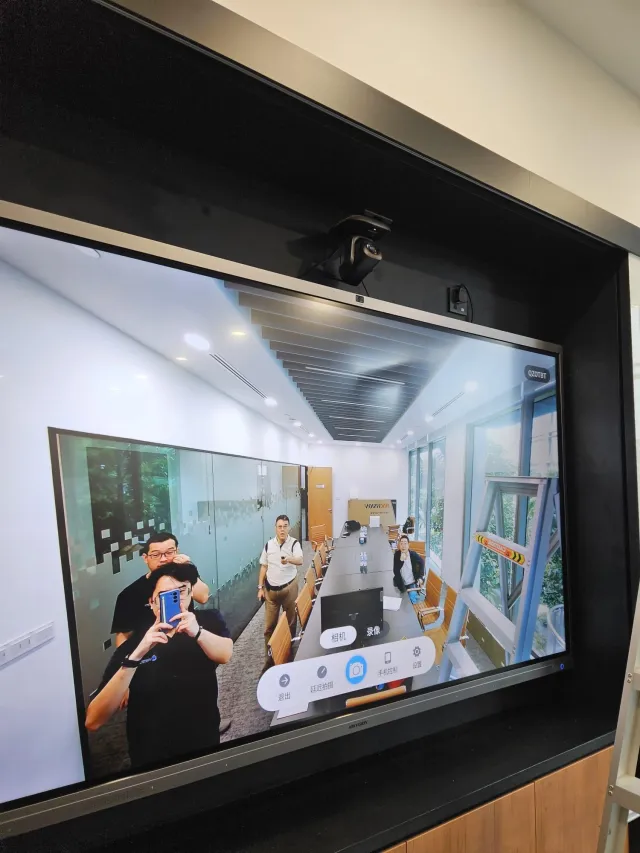 Vue Digital Signage and Interactive Display Success Story 20