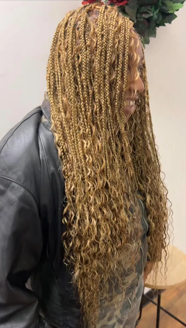 Boho knotless braids