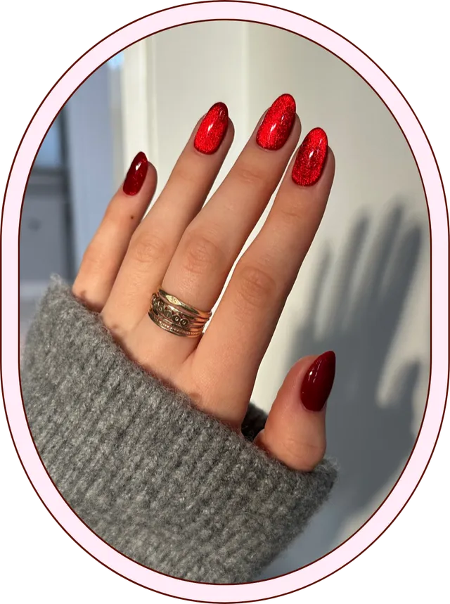 Red almond press on nails in an oval frame