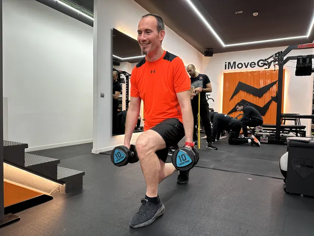 Entrenamiento de piernas con mancuernas