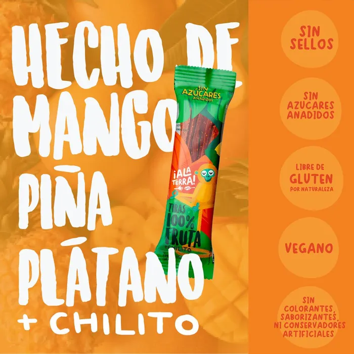 Tiras ¡Ala Terra! hechas de mango, piña y plátano con chilito