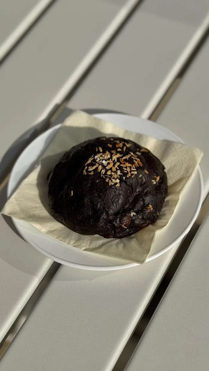 Prestigio Coconut Dark, ciemna czekolada i kokos